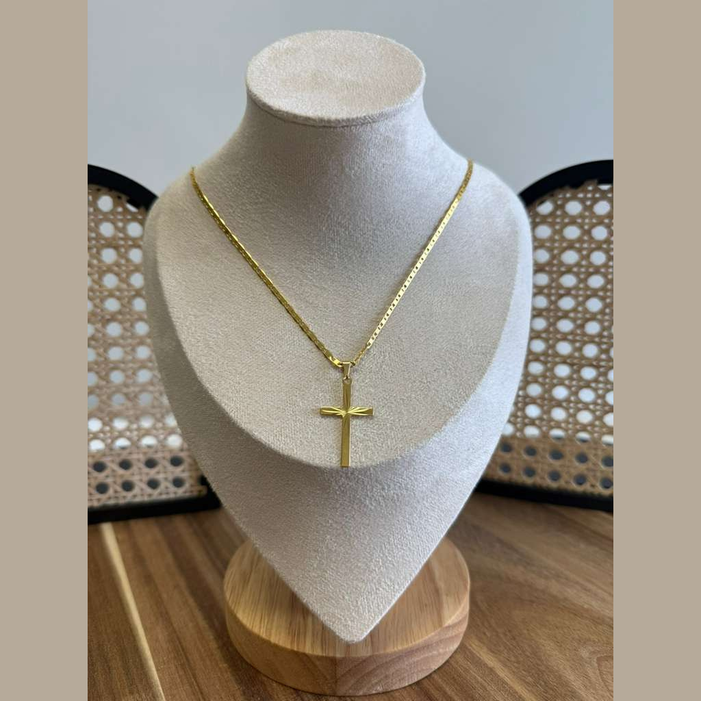Gold Crucifix Necklace – Faith and Elegance