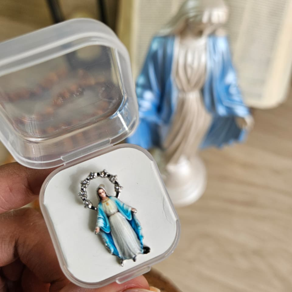 Broche de Nossa Senhora das Graças