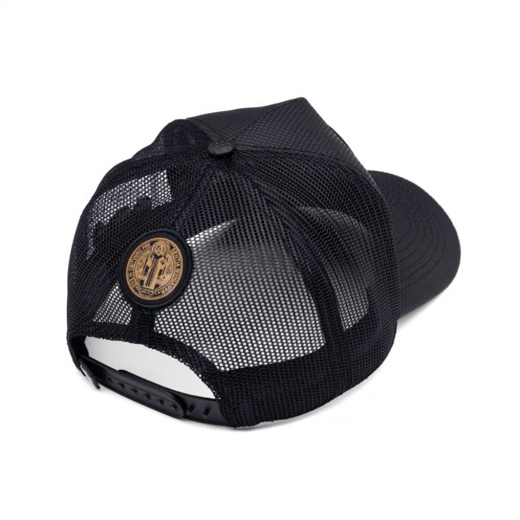 Boné Medalha de São Bento - Preto e Dourado