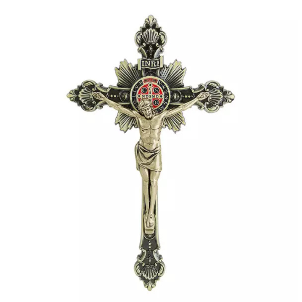 Crucifixo com a Medalha de São Bento Ouro Velho