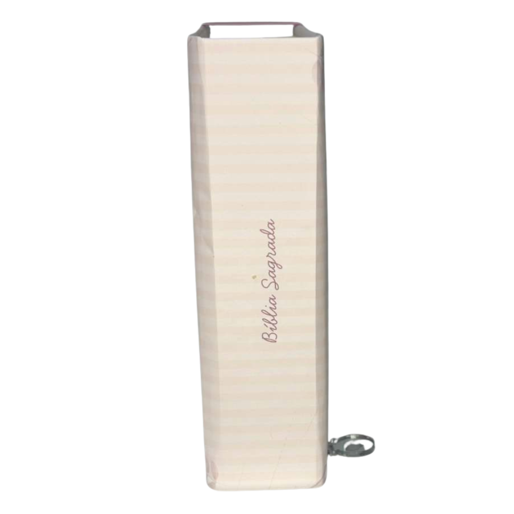 Ave Maria Bible – Girl