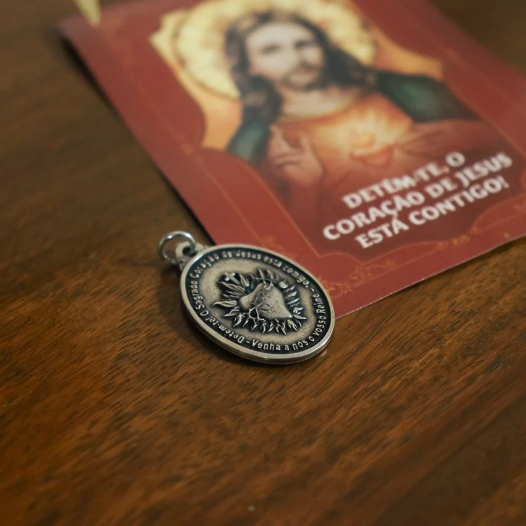 Medalha 25mm Detem-te Sagrado Coração de Jesus - Hesed