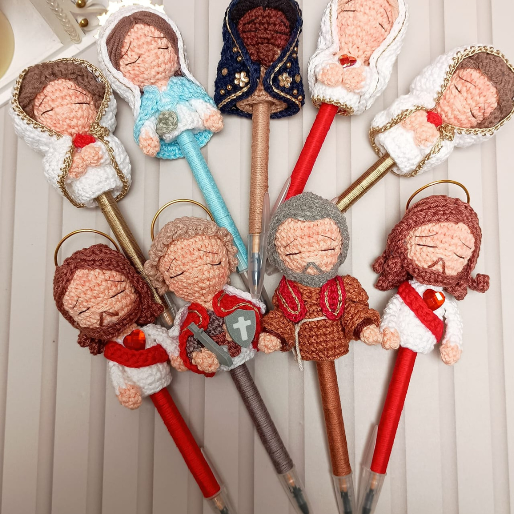 Canetas Devocionais com Ponteira em Crochê