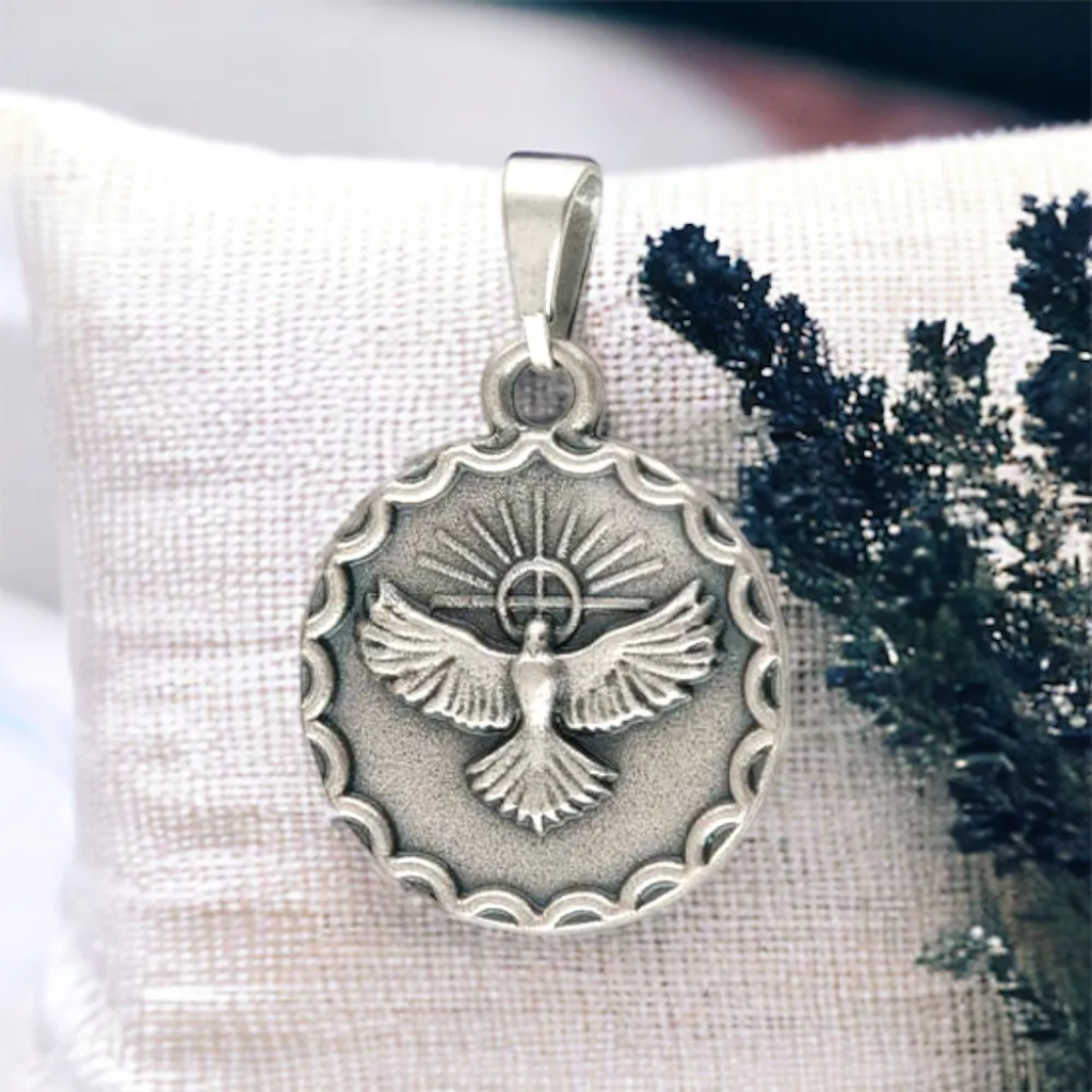 Medalla Espíritu Santo Plata