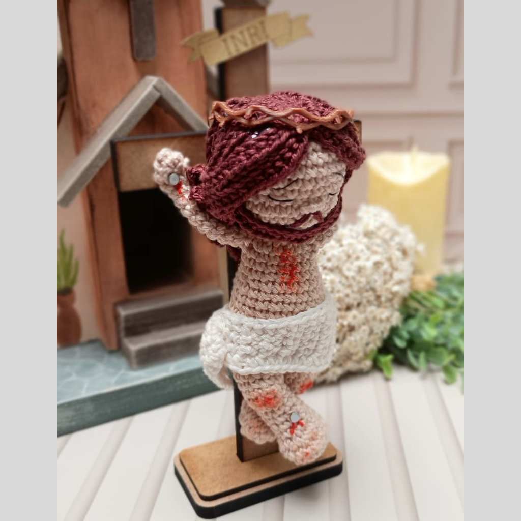 Crucified Jesus - Crochet - 20cm