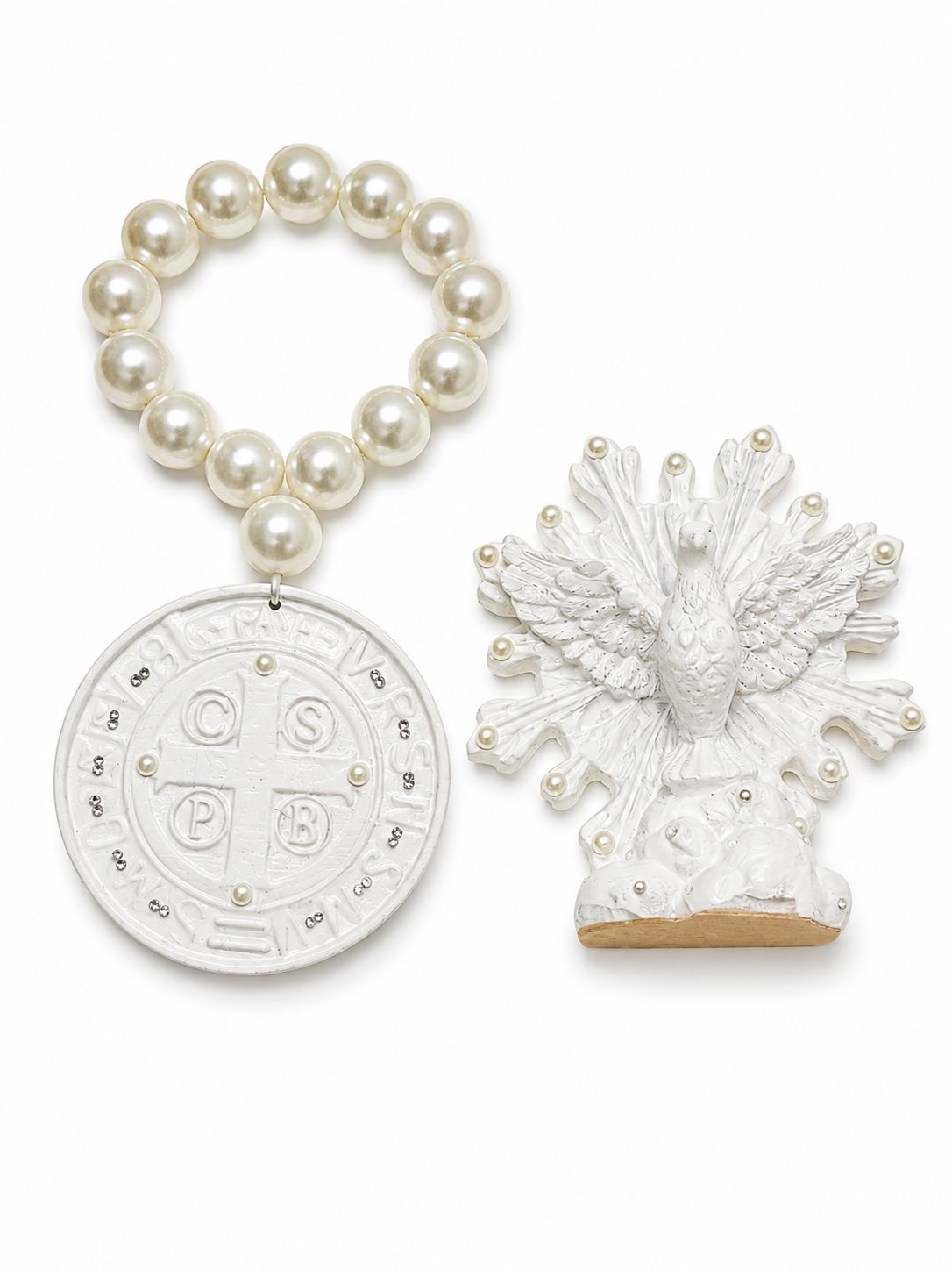 Kit Branco - Divino Espírito Santo e Medalha de São Bento