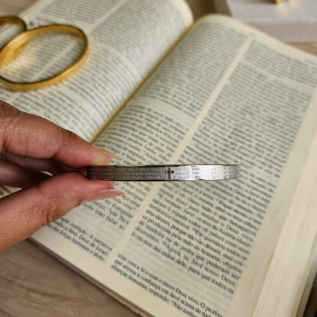 Pulsera unisex con el Padrenuestro.