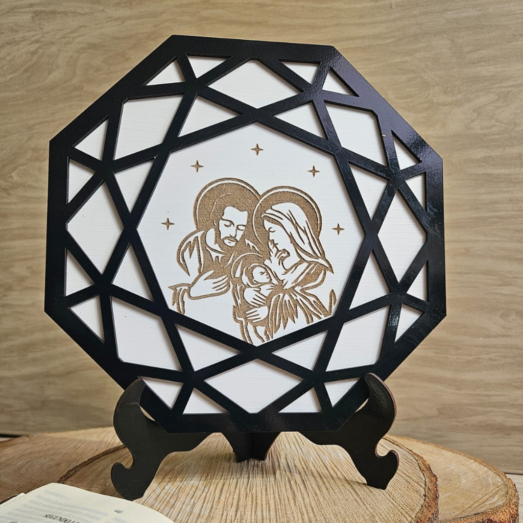 Mandala de la Sagrada Familia grabado en MDF – 22cm