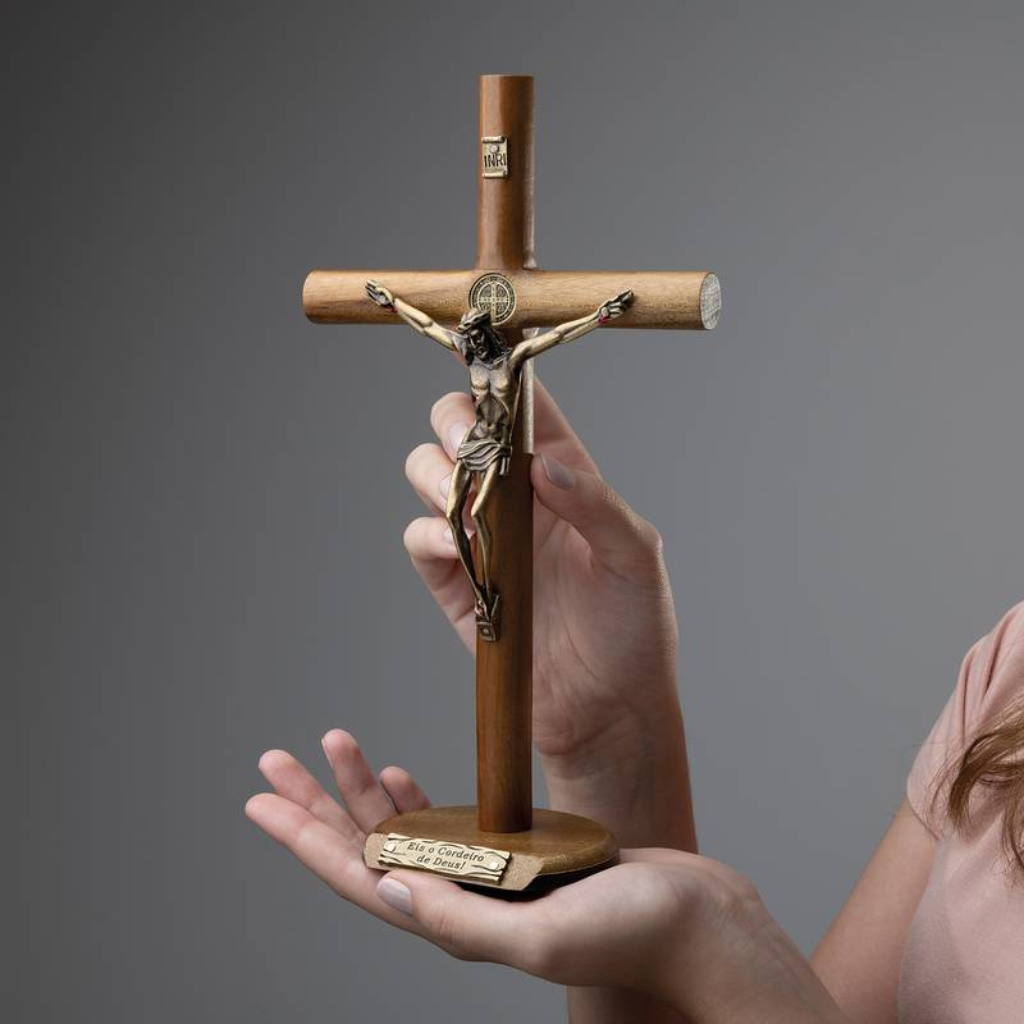 Table/Wall Crucifix 26cm Behold the Lamb of God!