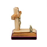 Crucifixo Adorno Maria Ao Pé De Jesus Na Cruz Madeira - 8cm