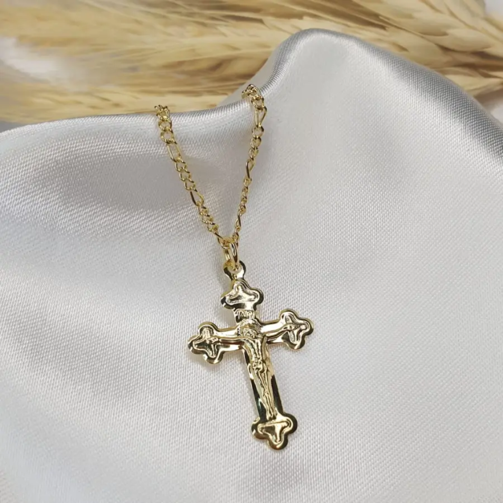 Colar Corrente com Crucifixo