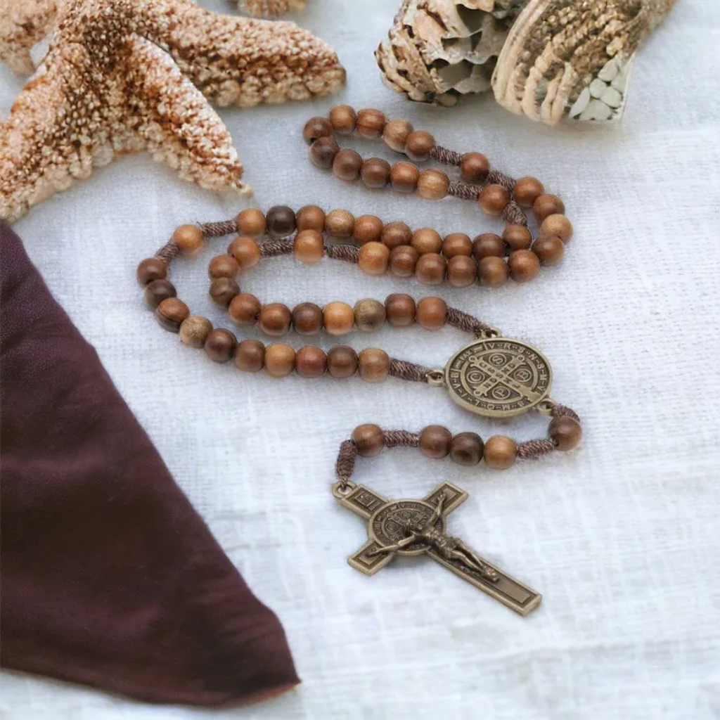 Terço São Bento De Madeira Imbuia