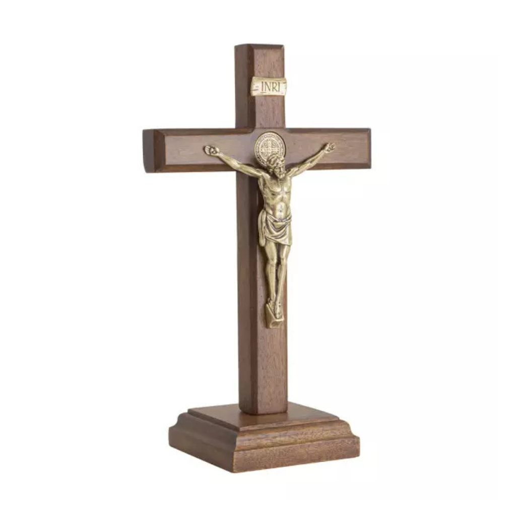 Crucifixo com Medalha de São Bento Ouro Velho 20cm
