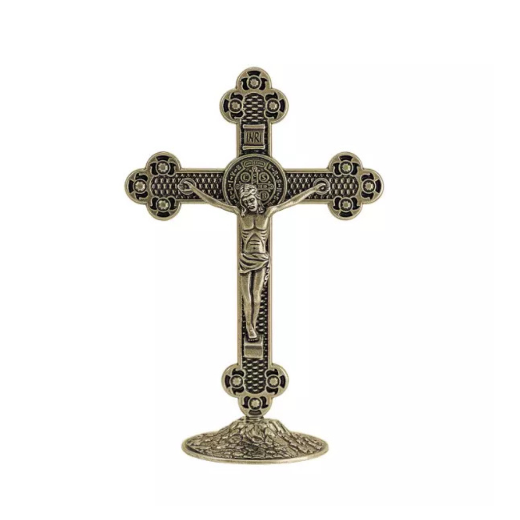 Crucifixo com a Medalha de São Bento Ouro Velho - 13cm