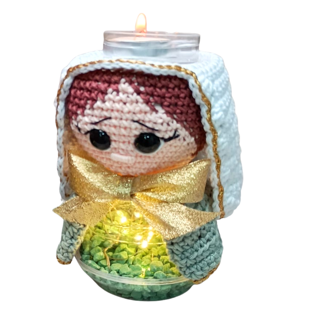 Nossa Senhora em Crochê com Luz