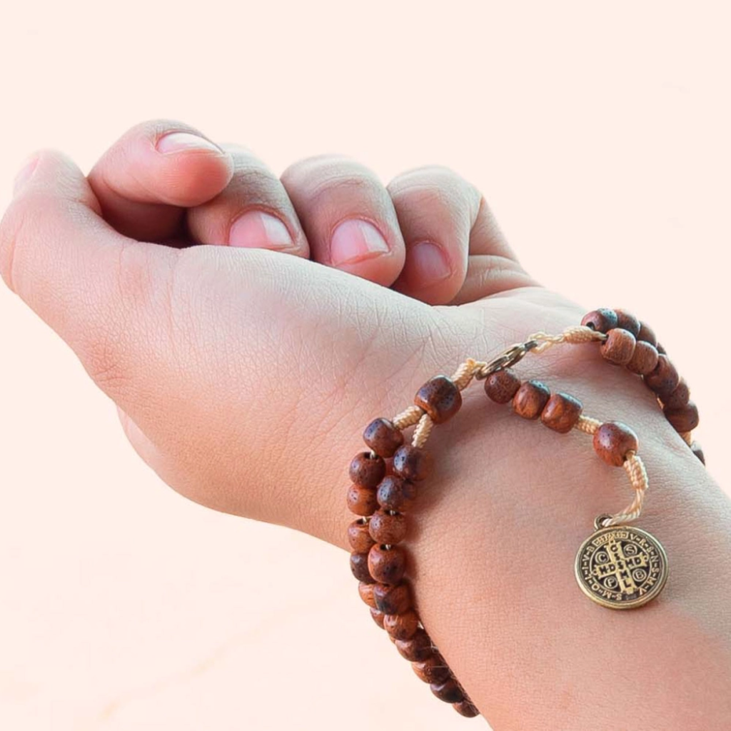 Pulsera Rosario San Benito Madera