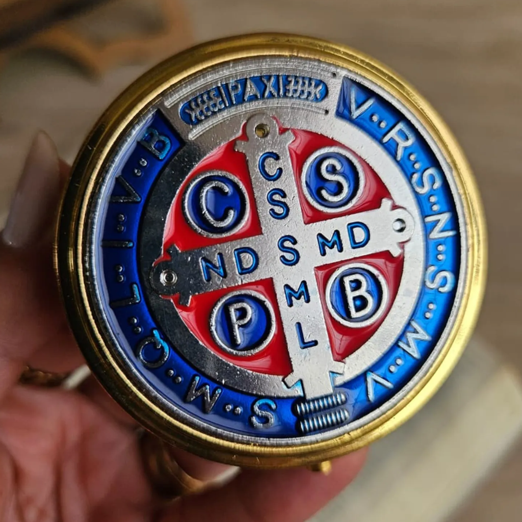 Porta-Terço / Teca para Hóstia com Medalha de São Bento