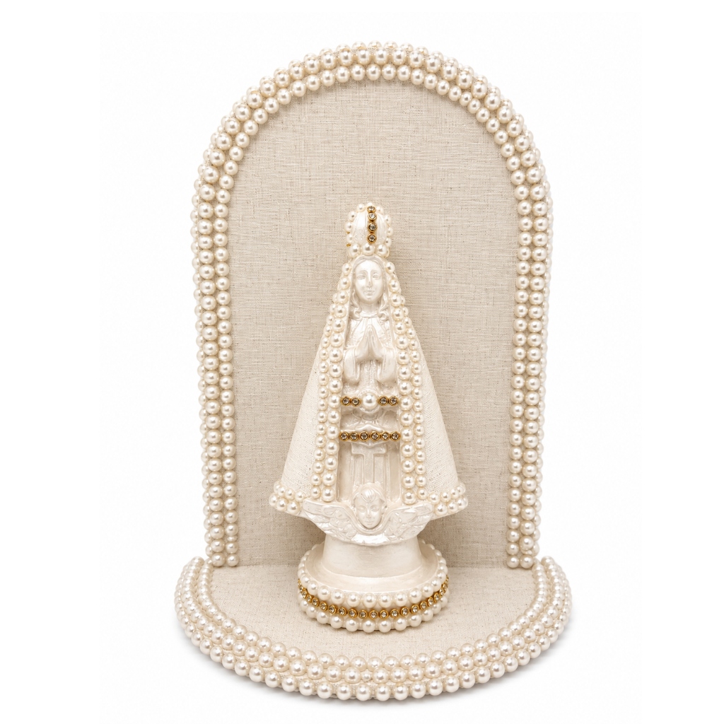 Altar em MDF com Forro em Linho e Nossa Senhora 15 cm