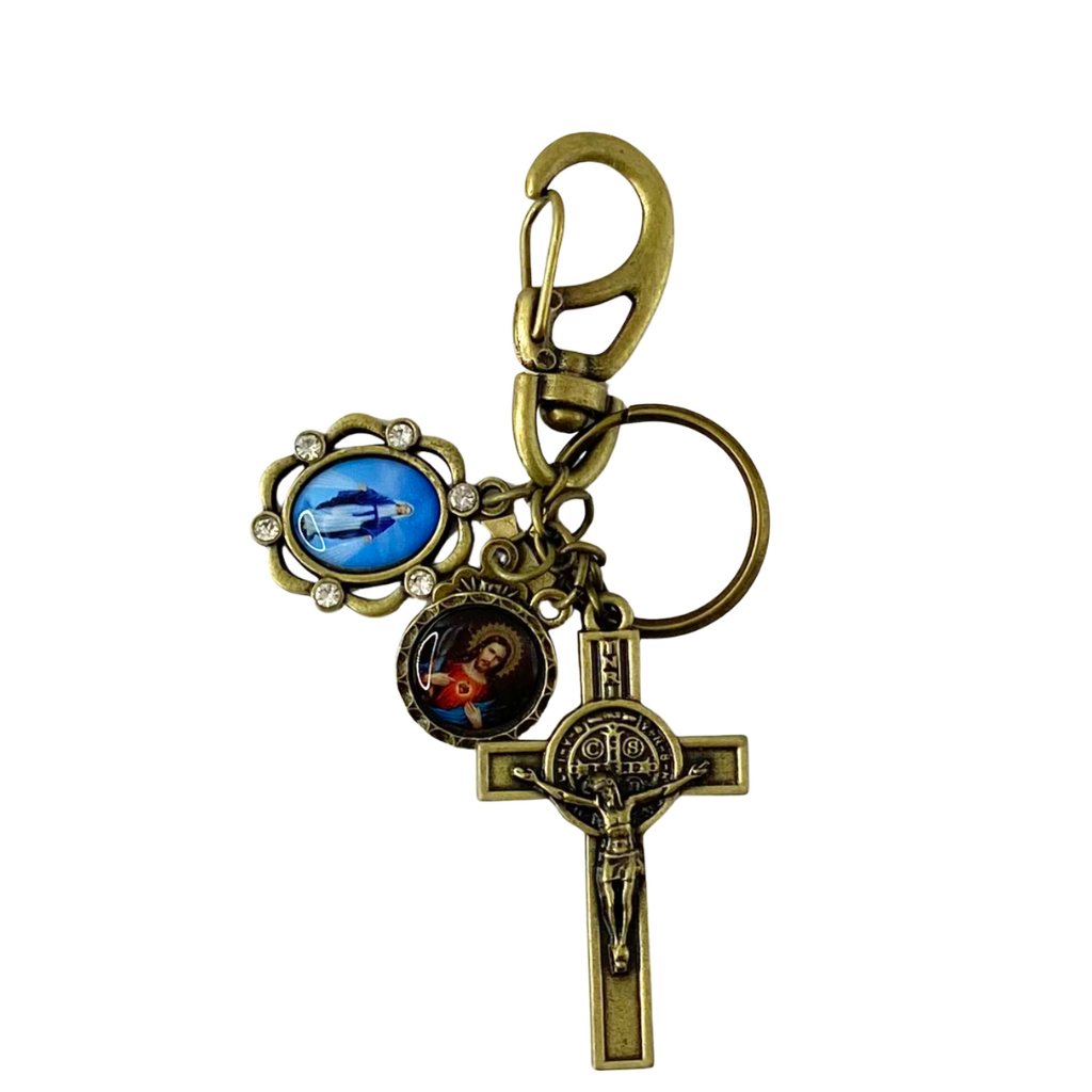 Chaveiro Proteção e Devoção c/ Medalhas e Cruz de Sao Bento