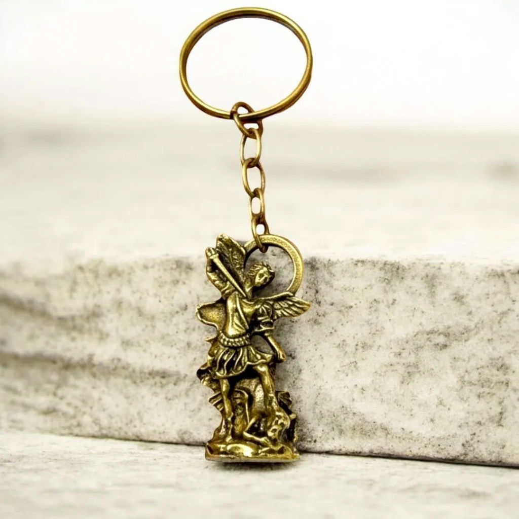 Llavero de bronce de San Miguel