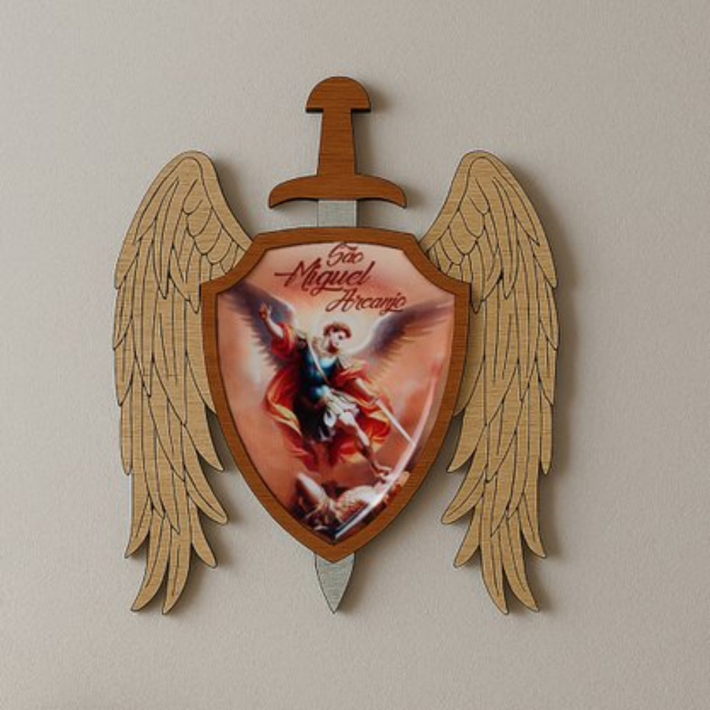 Escudo Alado com Espada São Miguel Arcanjo - 17 cm X 15 cm