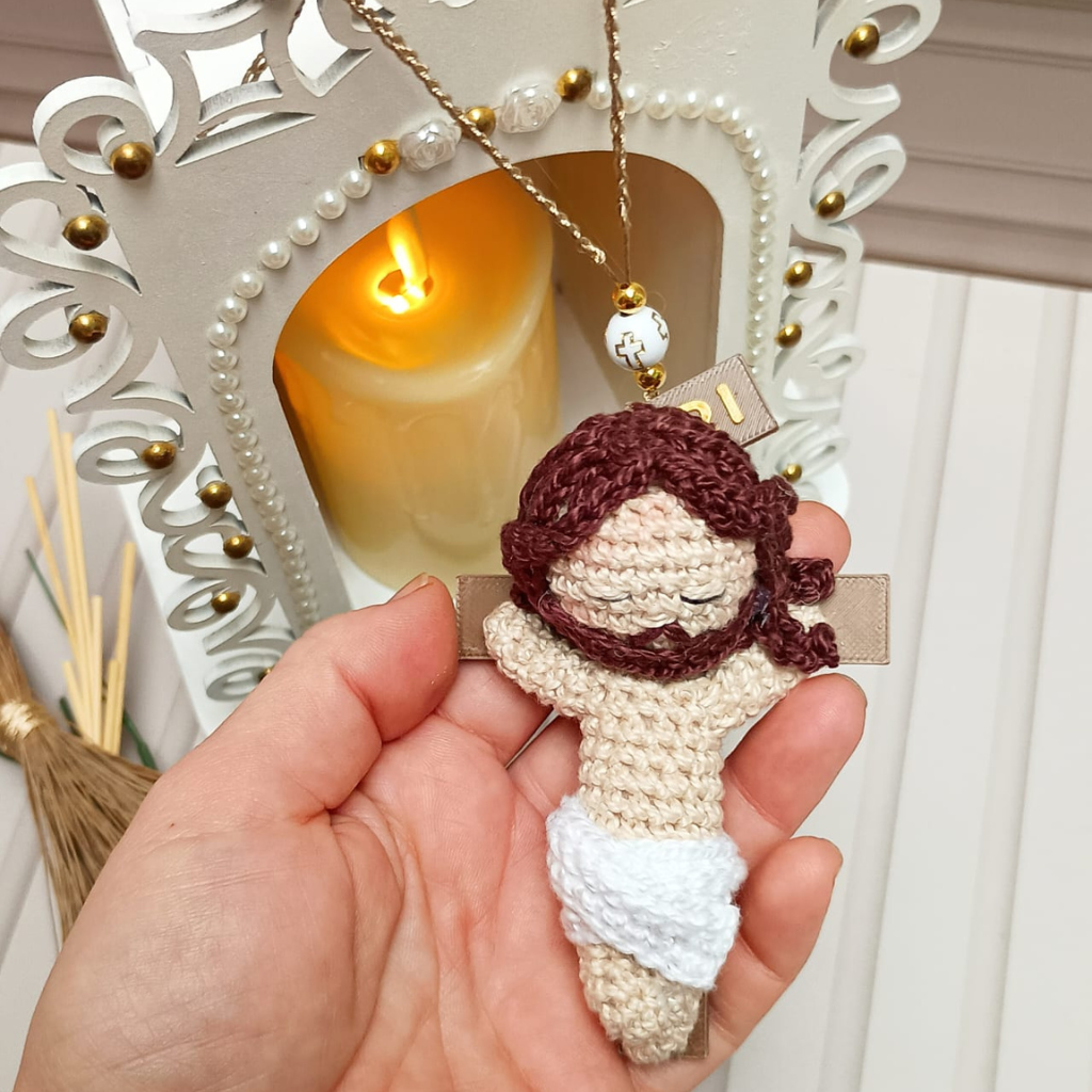 Rearview Mirror Pendant with Crochet Saint – 7cm
