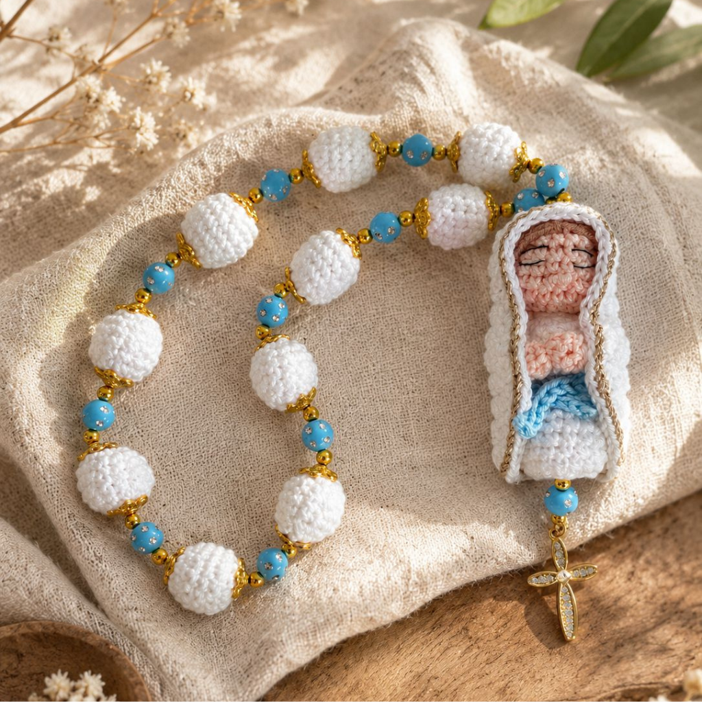 Dezena em crochê de Nossa Senhora de Lourdes