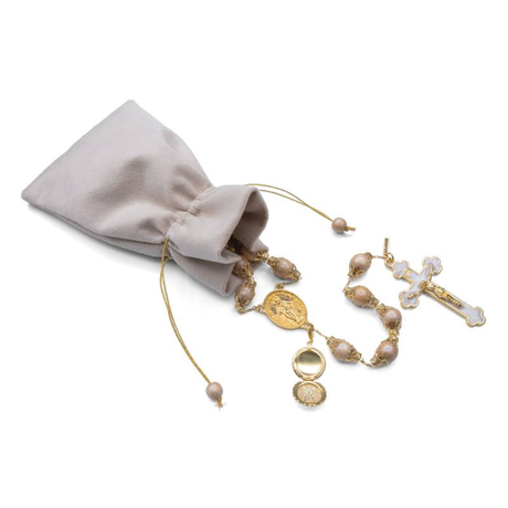 Terço de Noiva Madeira Pérola 12 mm Dourado com Relicário