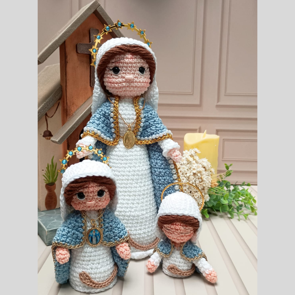 Our Lady of Graces - 25cm - Crochet