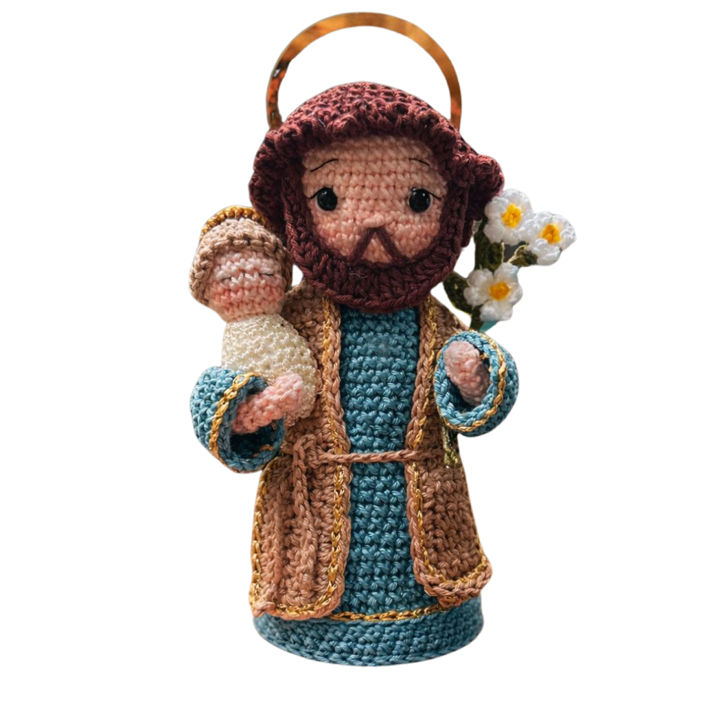 Saint Joseph with the Child Jesus in Crochet